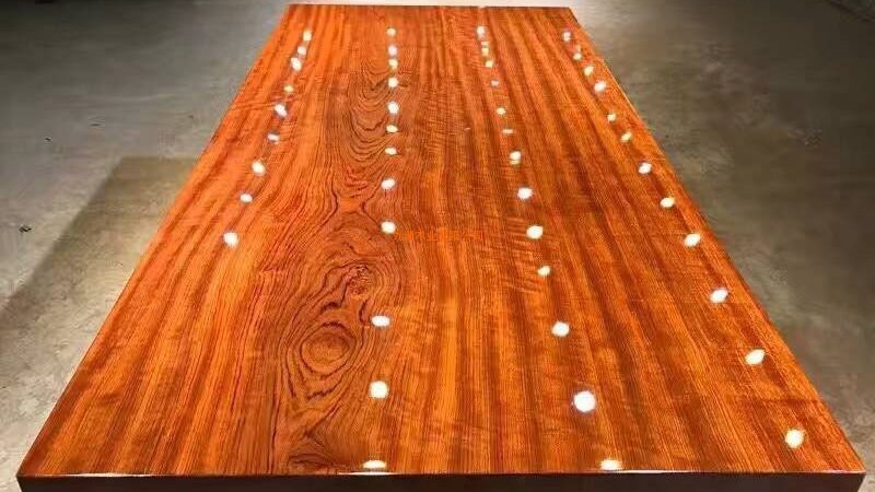 卫生间木门防潮处理的重要性与工程报价解析